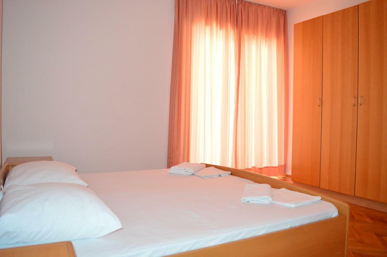 Apartmani Macak II Novalja Kültér fotó