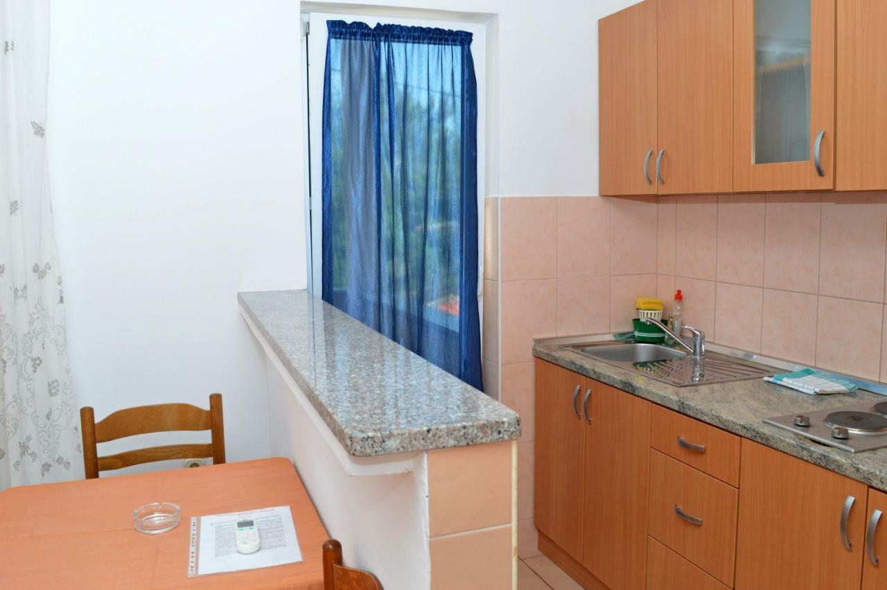 Apartmani Macak II Novalja Kültér fotó